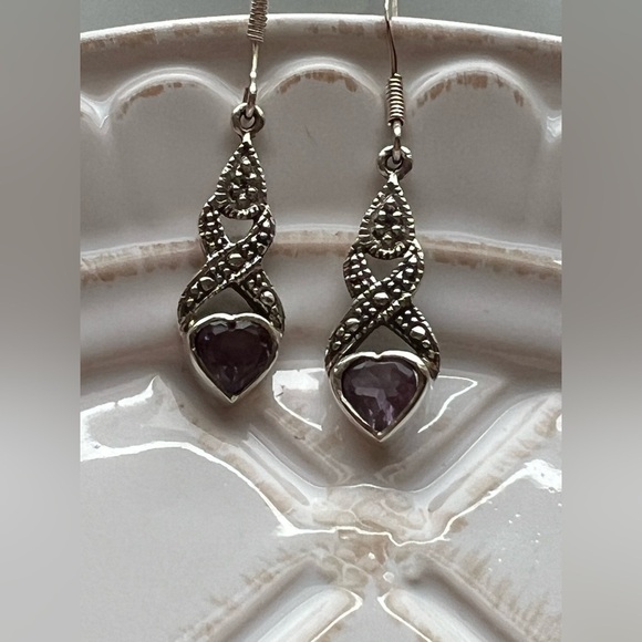 925 Sterling Silver Jewelry - Heart Dangle Earrings Vintage Sterling Silver Purple Stones 925 NOS